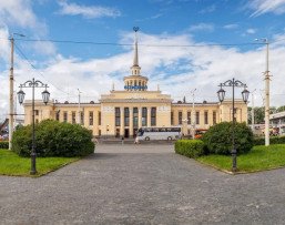 Гуляй, Москва в Карелии