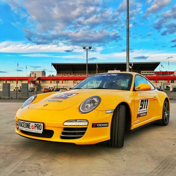 Заезд на Porsche 911 Carrera 4s