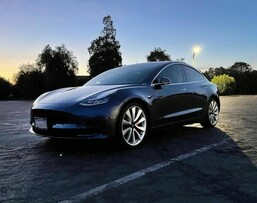 Тест-драйв на автомобиле TESLA