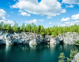 Тур в Карелию парк Рускеала и водопады